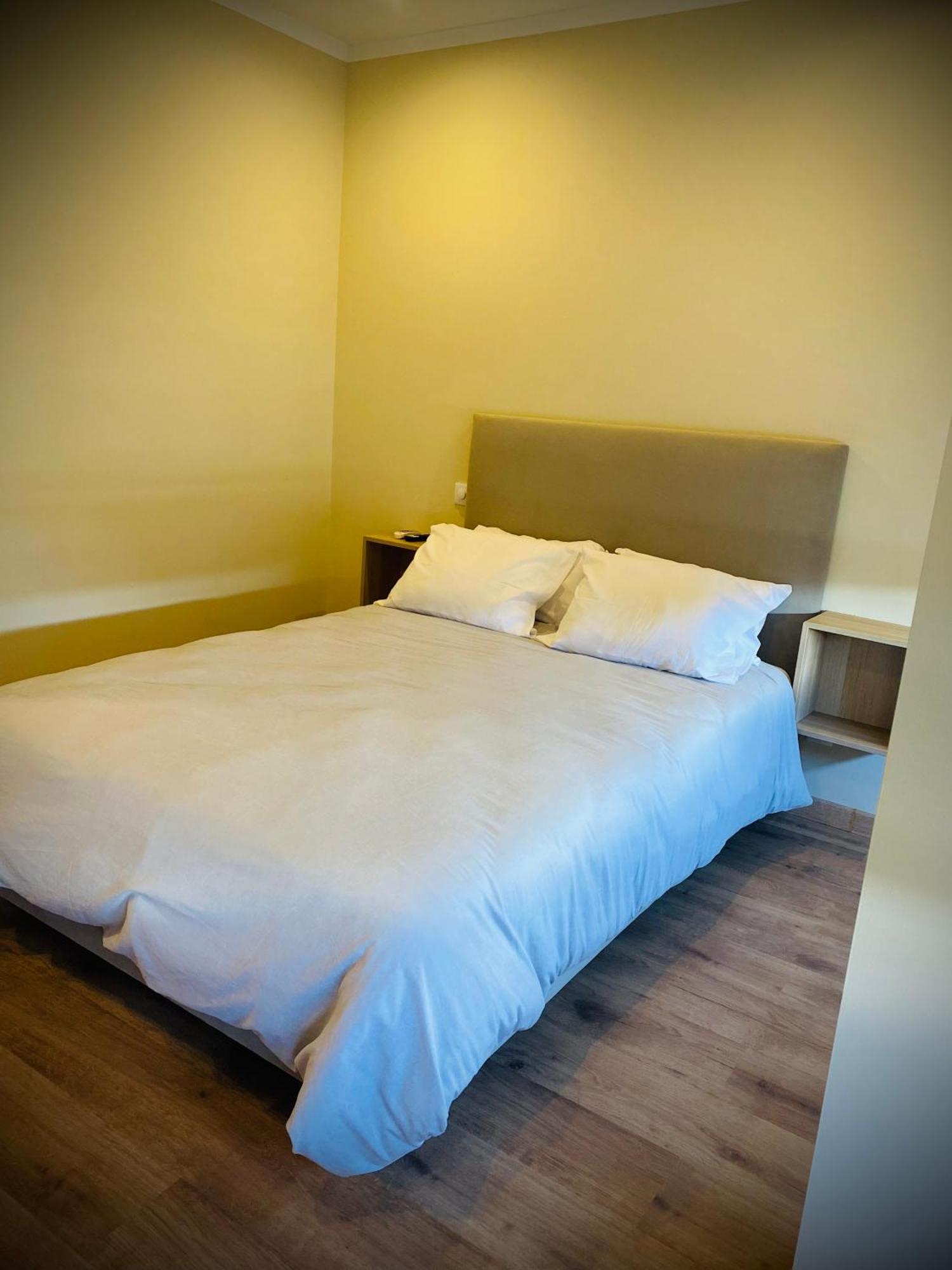 Acacias Rubras Hostel Ferreira do Zêzere Εξωτερικό φωτογραφία